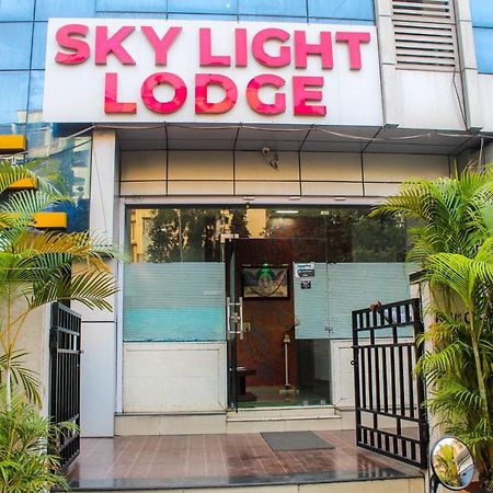 Hotel Skylight Navi Mumbai Buitenkant foto